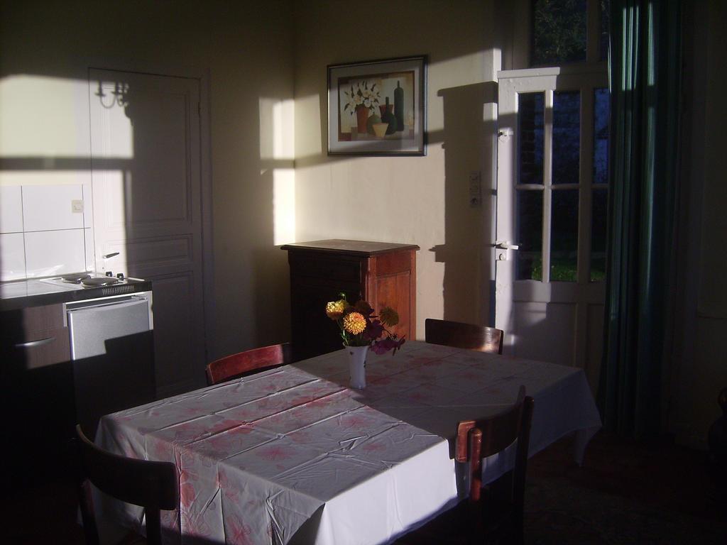 Chambres D'Hotes & Gites Du Chateau De Grand Rullecourt Zimmer foto