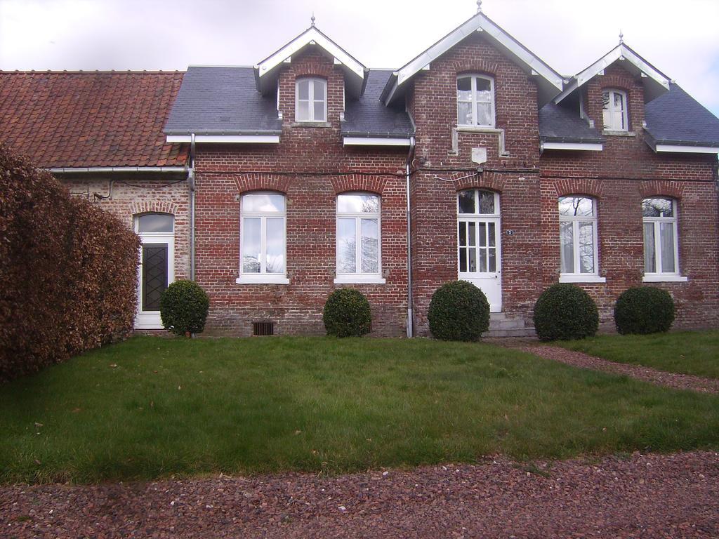 Chambres D'Hotes & Gites Du Chateau De Grand Rullecourt Exterior foto